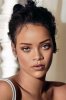 dc5a0f562631ebbc20763728c7e14df0--rihanna-face-rihanna-makeup.jpg