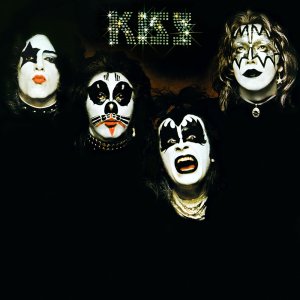 kiss-5d499baa04513.jpg