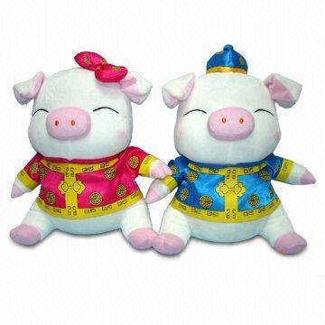 Plush_Pig_Couple_in_Chinese_Tradtional_Clothes_Toys.jpg