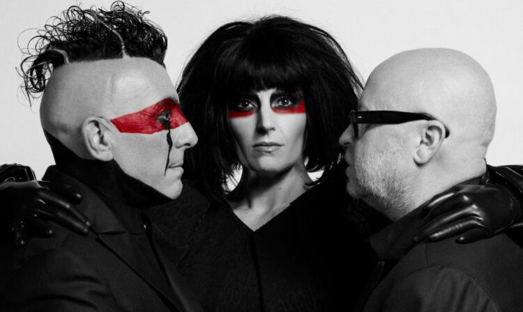 puscifer1025-1-750x448.jpg