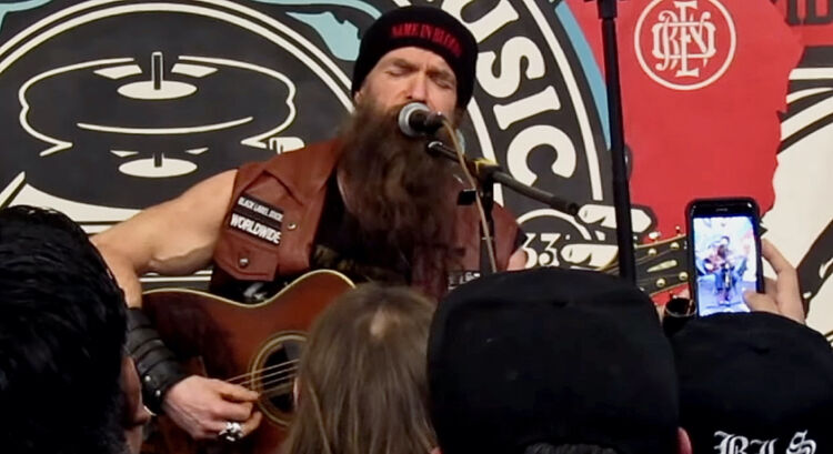 zakkwylde226-750x409.jpg