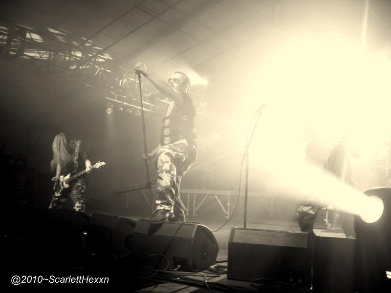 Sabaton_1___Metalfest_2010_by_ScarlettHexxn.jpg