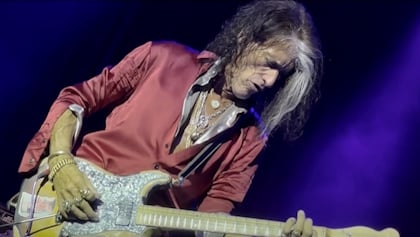 joeperrymay2025_420x237.jpg