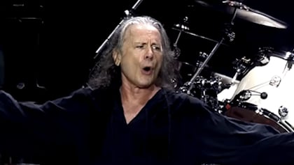 brucedickinsonjuly2025live_420x237.jpg