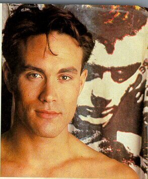 Brandon-Lee-R-I-P-brandon-lee-1275753-294-356.jpg