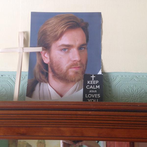 Obi-Wan-Kenobi-Is-The-New-Face-Of-Jesus-PHOTO.jpg