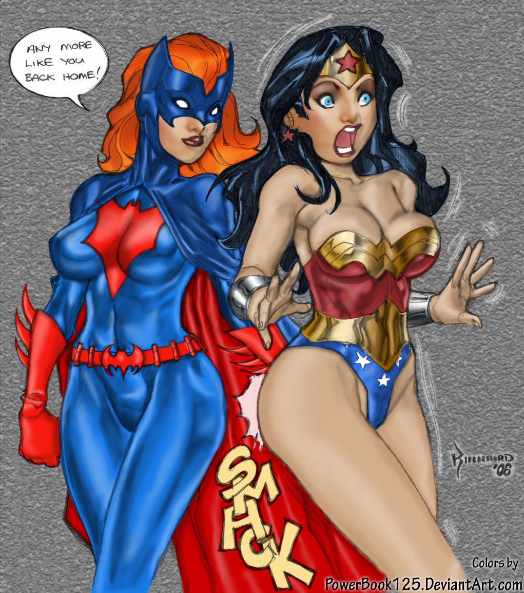 BatWoman_and_Wonder_Woman_slap_by_powerbook125.jpg