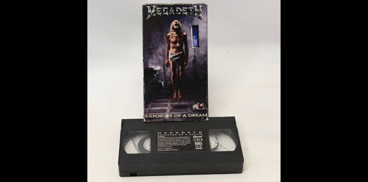 megadeth1125-750x371.jpg