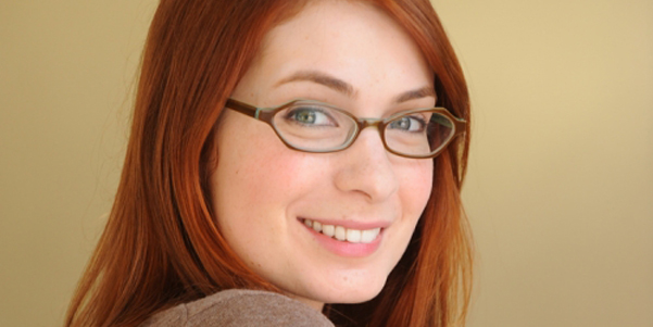 felicia-day-glasses-WIDE.jpg