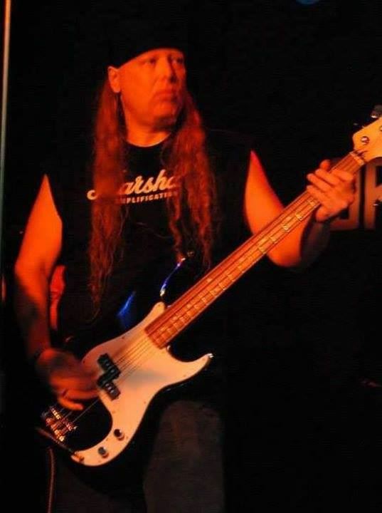 blackfingernewbassist.jpg