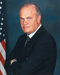 200px-Fred_Thompson.jpg