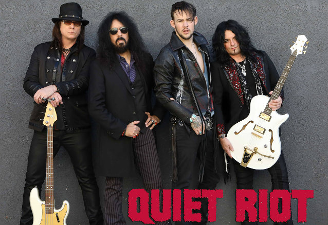 quietriotdurbin2017band_638.jpg