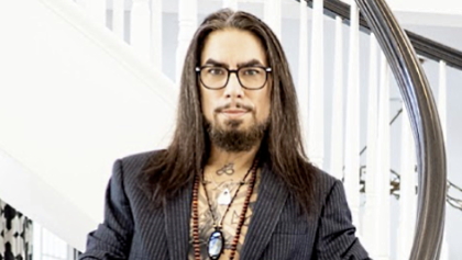 davenavarronhcdec2021_420x237.jpg