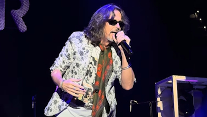 kellyhansenmay2025live_420x237.jpg