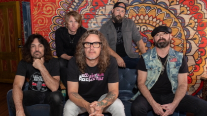 candleboxdec2022_420x237.jpg