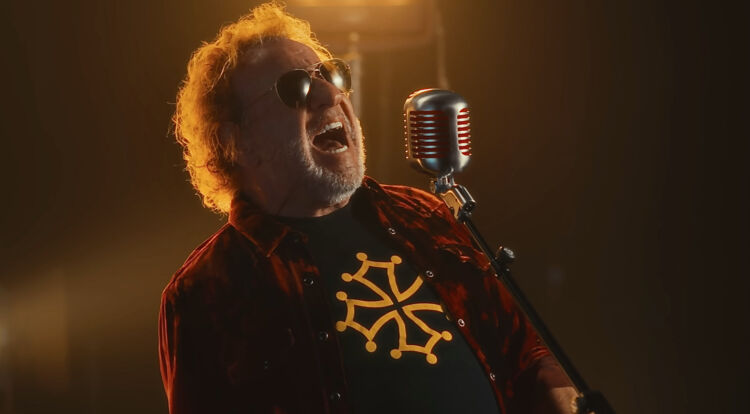 sammyhagar1125-750x414.jpg