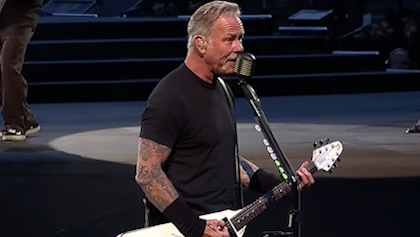 jameshetfieldparisfirstnew_420x237.jpg