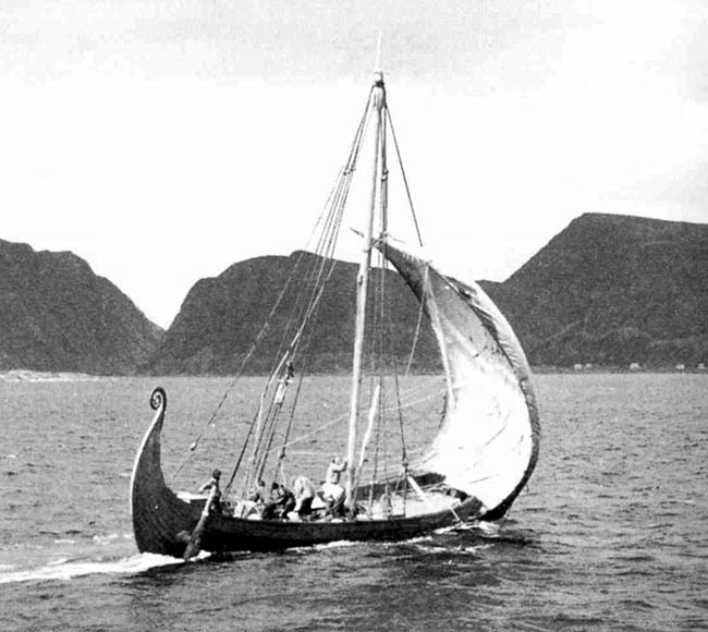 viking%20ship%20edda%20replica.jpg