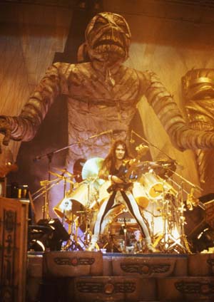 iron-maiden-live-after-death-dvd-2.jpg