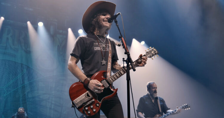 blackberrysmoke1125-750x394.jpg