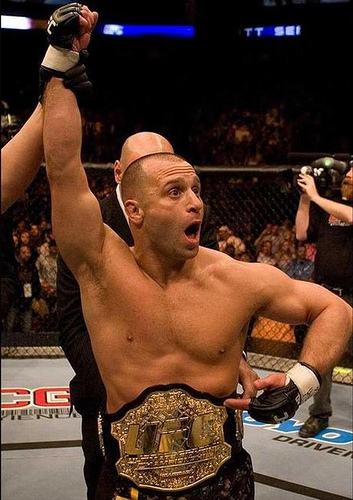 matt_20serra_20ufc_20belt_medium.jpg