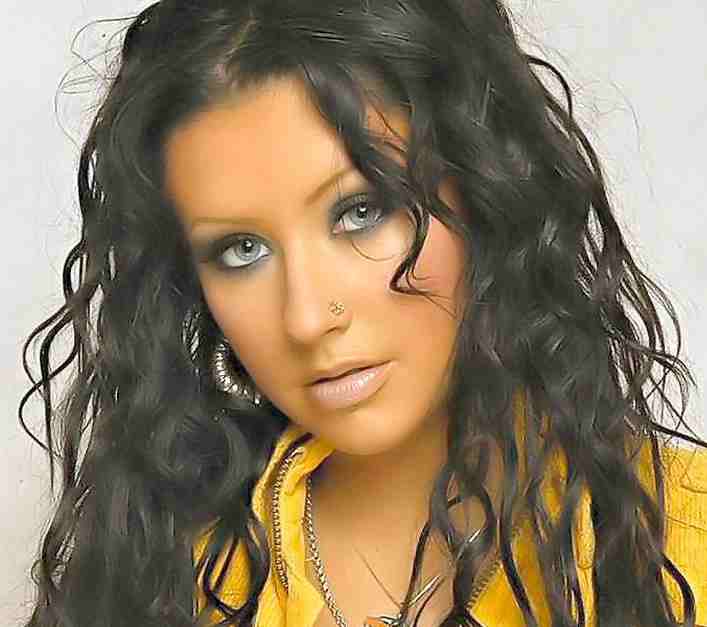 christina_aguilera_dark_hair.jpg