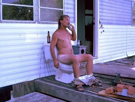 redneck_toilet-e1283787857184.jpg