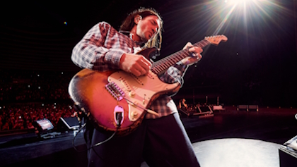 JohnFrusciante_DavidMushegain_420x237.jpg