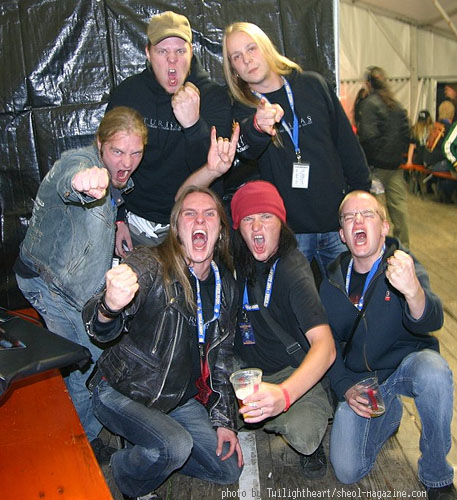 SB06Turisas_posing.jpg