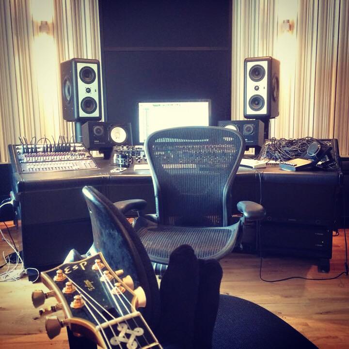 CCk7YicUAAAmaLE.jpg:large