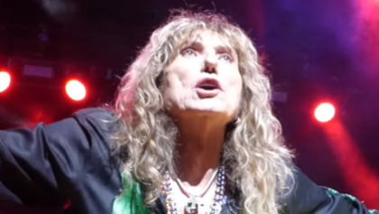 davidcoverdalewhitesnakejune2022livenew2_420x237.jpg