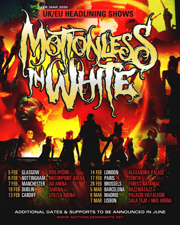 motionlessinwhitetour425-600x750.jpg