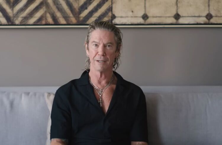 Duff-McKagan-11-25-lighthouse-750x489.jpg