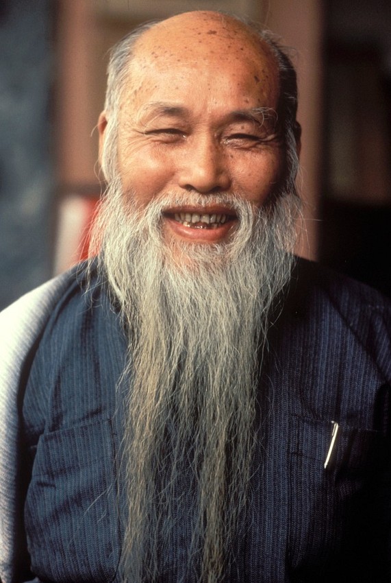 chinese-beard1.jpg