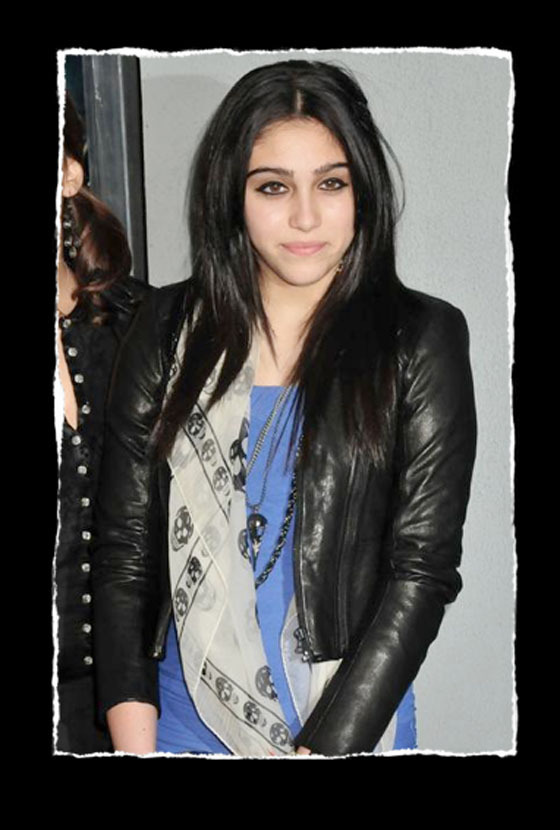 lourdes-leon-lourdes-ciccone-leon-19509371-560-830.jpg