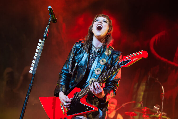 Halestorm-Toronto-25-2-750x500.jpg