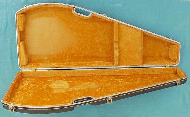 goya_case_open1_small.jpg