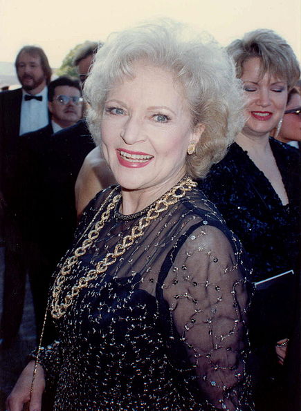 435px-Betty_White_(1989).jpg