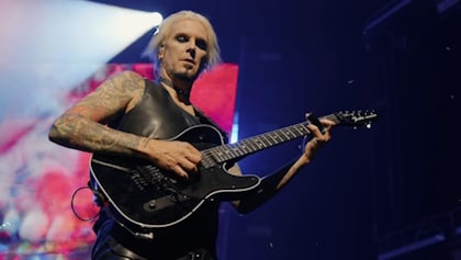 john5solooct2025live_420x237.jpg