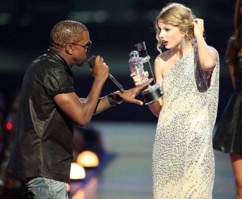 kanye-west-taylor-swift-speech_482x396.jpg