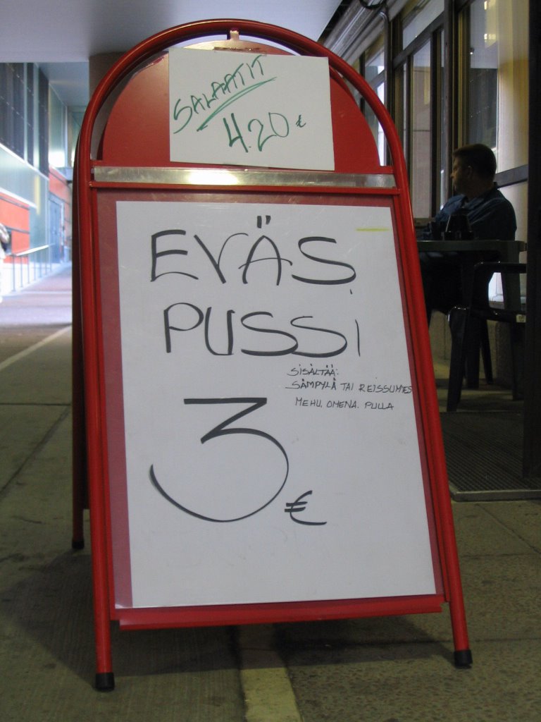 2005-09-07_09-37-48_Pasila_Evas_Pussi_.jpg