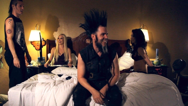 MattZaneWayneStatic_638.jpg