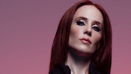 simonesimonsaug2025_420x237.jpg