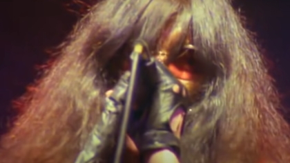 joeyramone2022_420x237.jpg