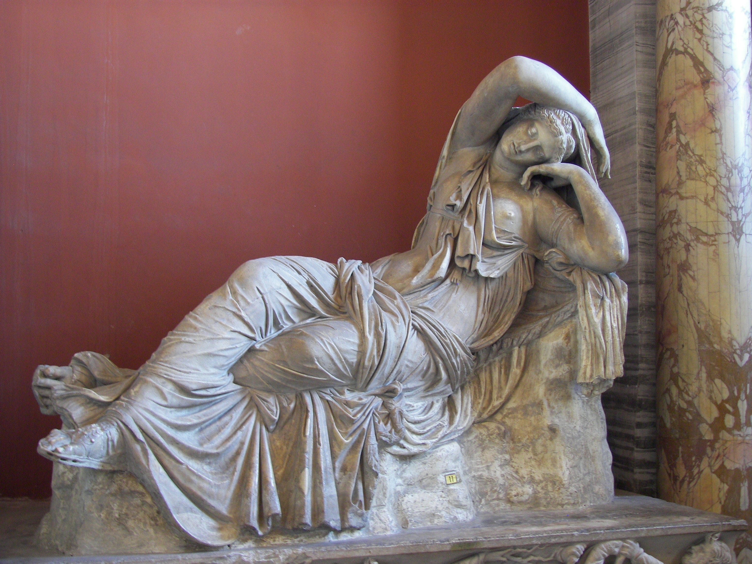 Sleeping_Ariadne_2.jpg