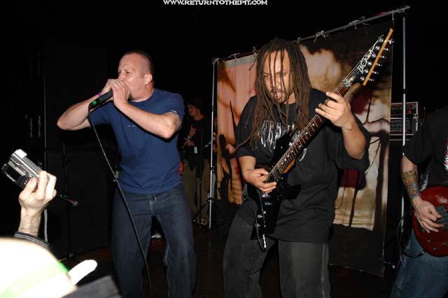 suffocation047.jpg