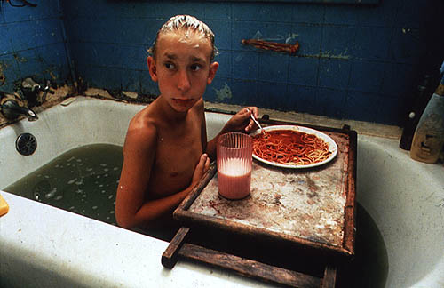 gummo-01v.jpg