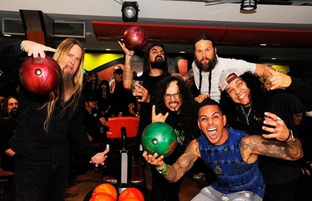 bowlforronnie2019_12.jpg