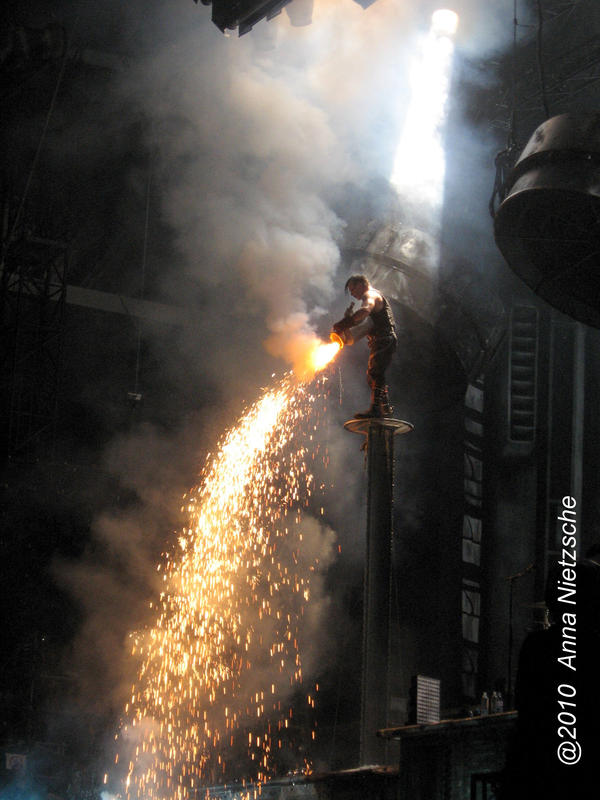 Rammstein___Pouring_fire_by_ScarlettHexxn.jpg