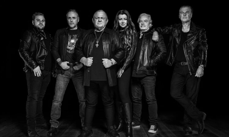 dirkschneider525-750x449.jpg